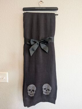 New Magaschoni Black Knit Throw Blanket with Satin Bow and Crystal Skull Details